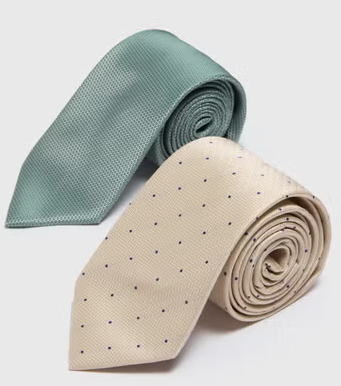 image125.png Elevate your formalwear with the Taylor & Wright Black Velvet Bow Tie, a classic accessory for special occasions. Crafted from soft velvet, it adds a touch of sophistication to any suit or tuxedo.
Black colour
Soft velvet fabric
Pre-tied bow tie design
Adjustable strap for a perfect fit
Ideal for weddings, black-tie events, and formal occasions - Image 1